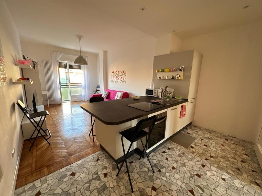 Kibilu - Via Lomellina Mm Argonne - Linate Airport Apartment Milan Bagian luar foto