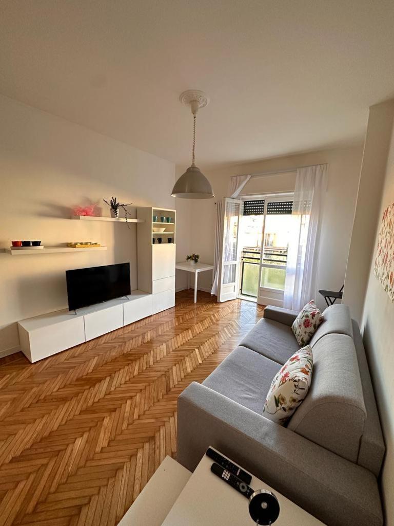 Kibilu - Via Lomellina Mm Argonne - Linate Airport Apartment Milan Bagian luar foto